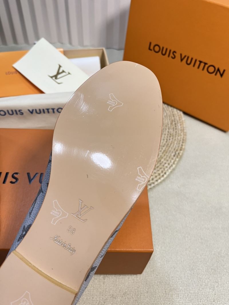 Louis Vuitton Low Shoes